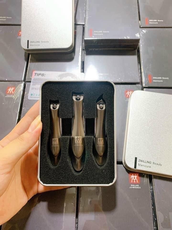 Bấm móng tay Đức