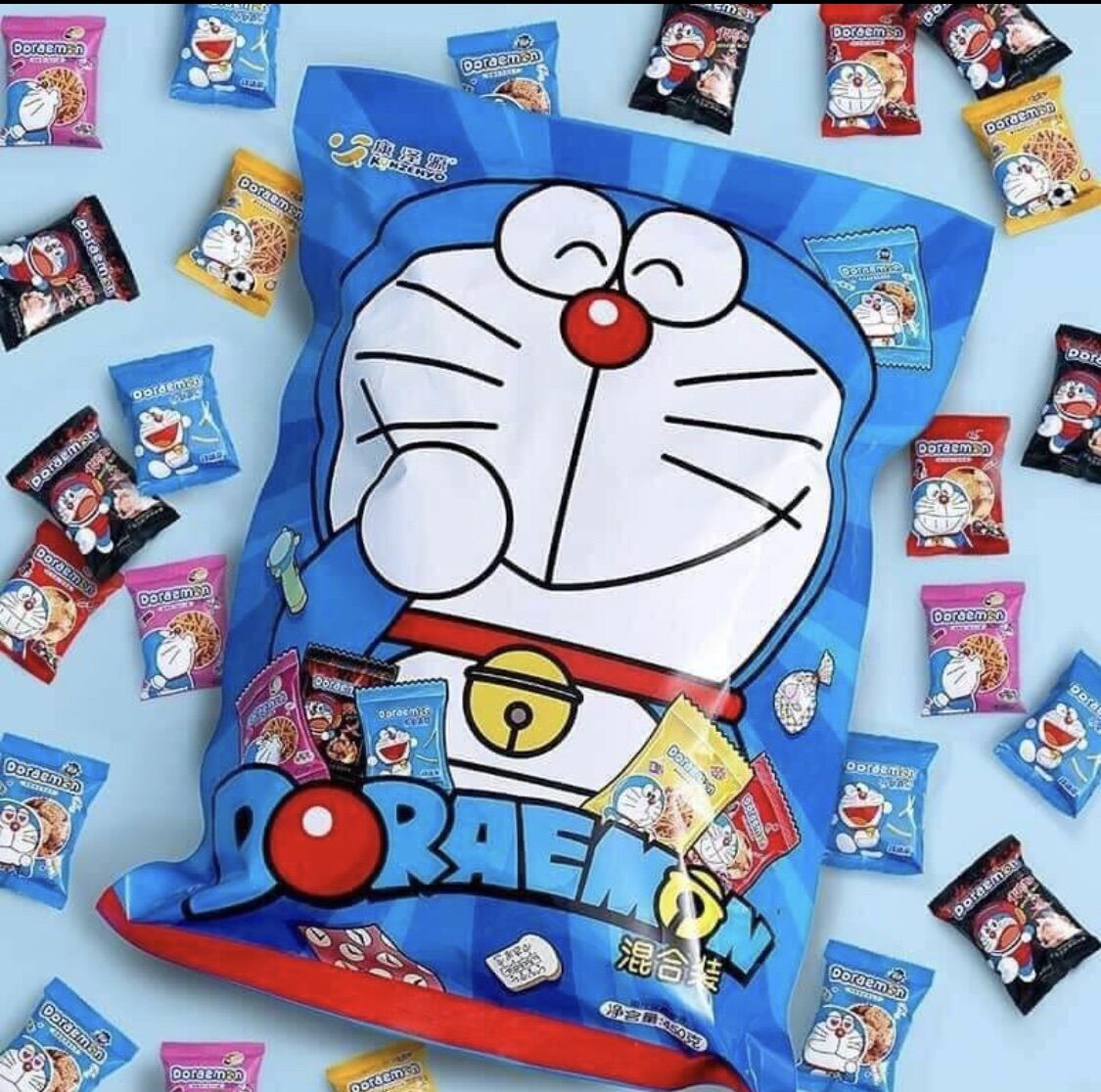 Bimbim khổng lồ Doremon snack giòn ngon cho bé
