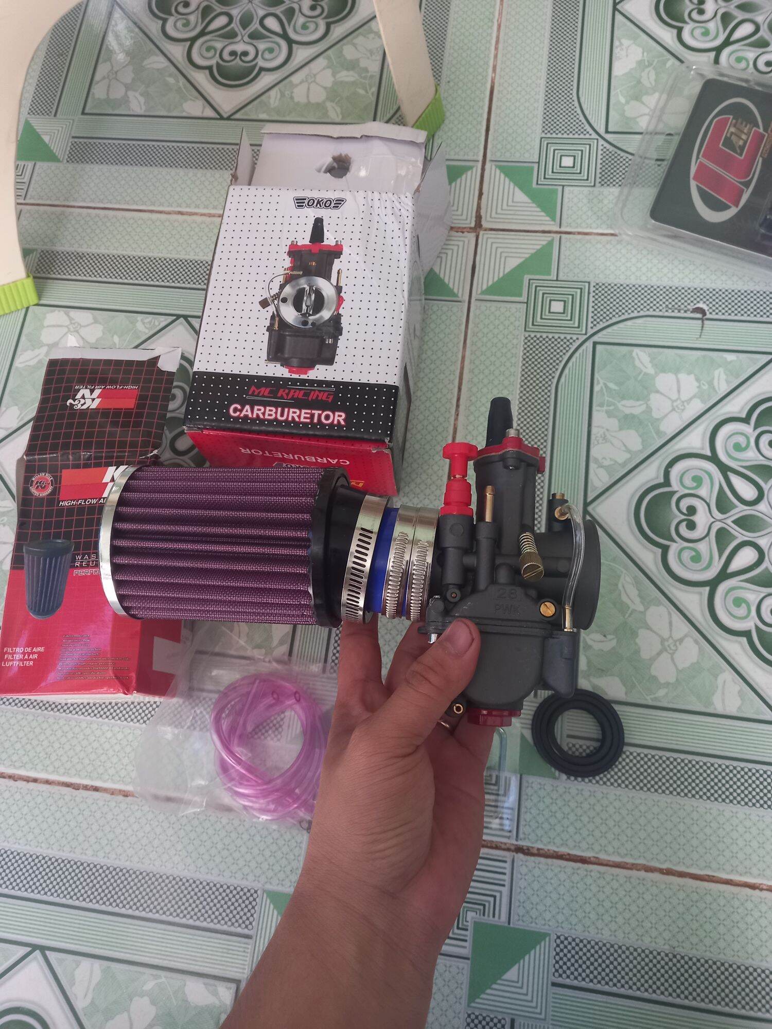 Combo bình xăng OKO ga dẹp họng 28 ( tặng kèm lọc trụ KN)