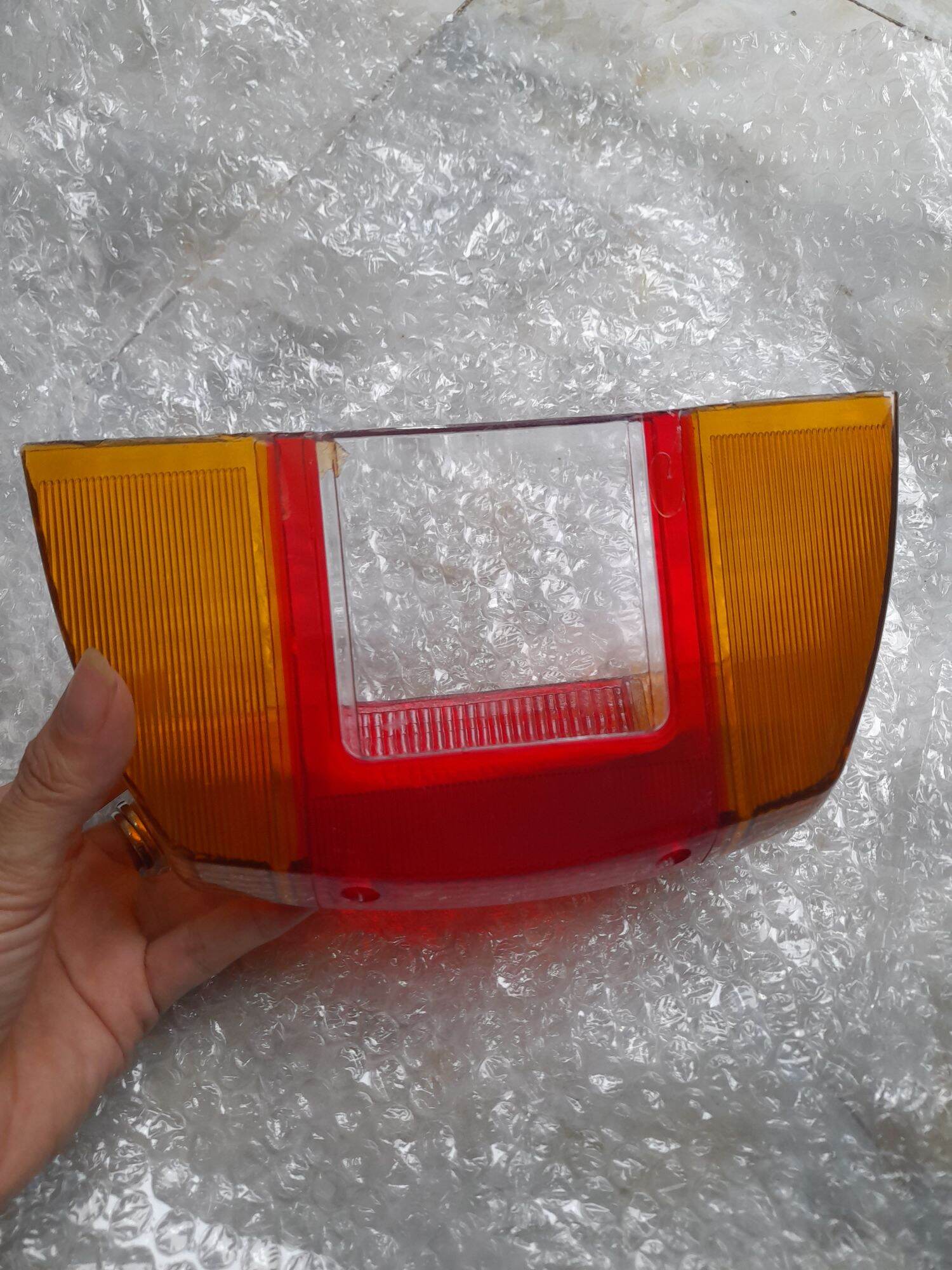 Chụp lái hay chụp đuôi sau xe Max II ( Max nhật)