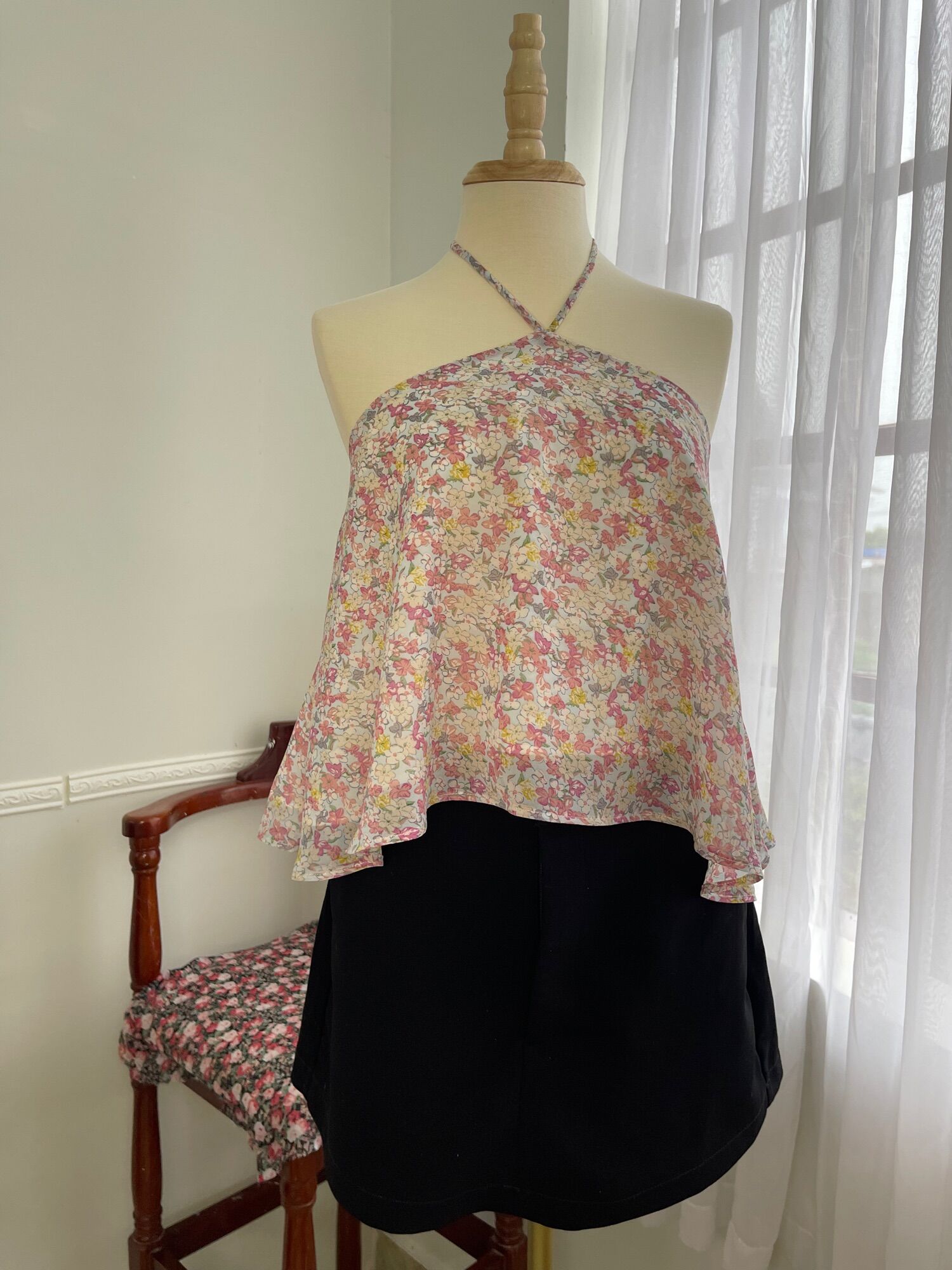 FLORAL TOP