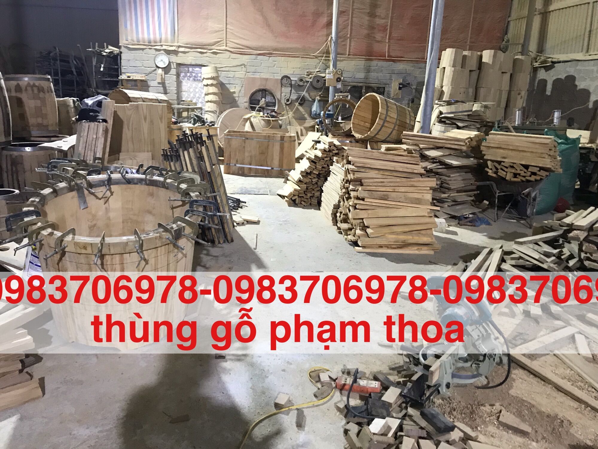 Bồn tắm gỗ thông nhập khẩu cao cấp
