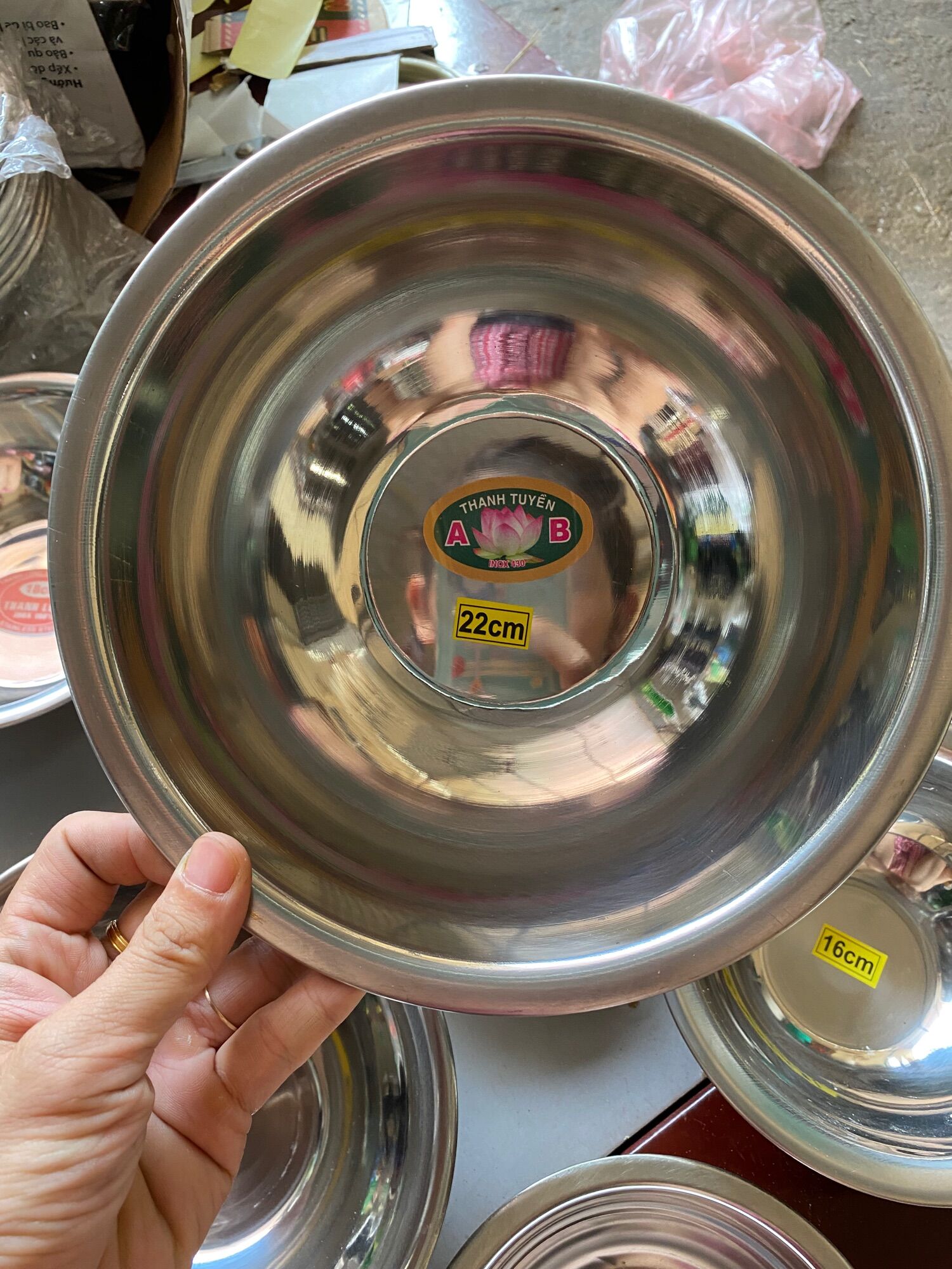 Bát inox bền đẹp đủ size