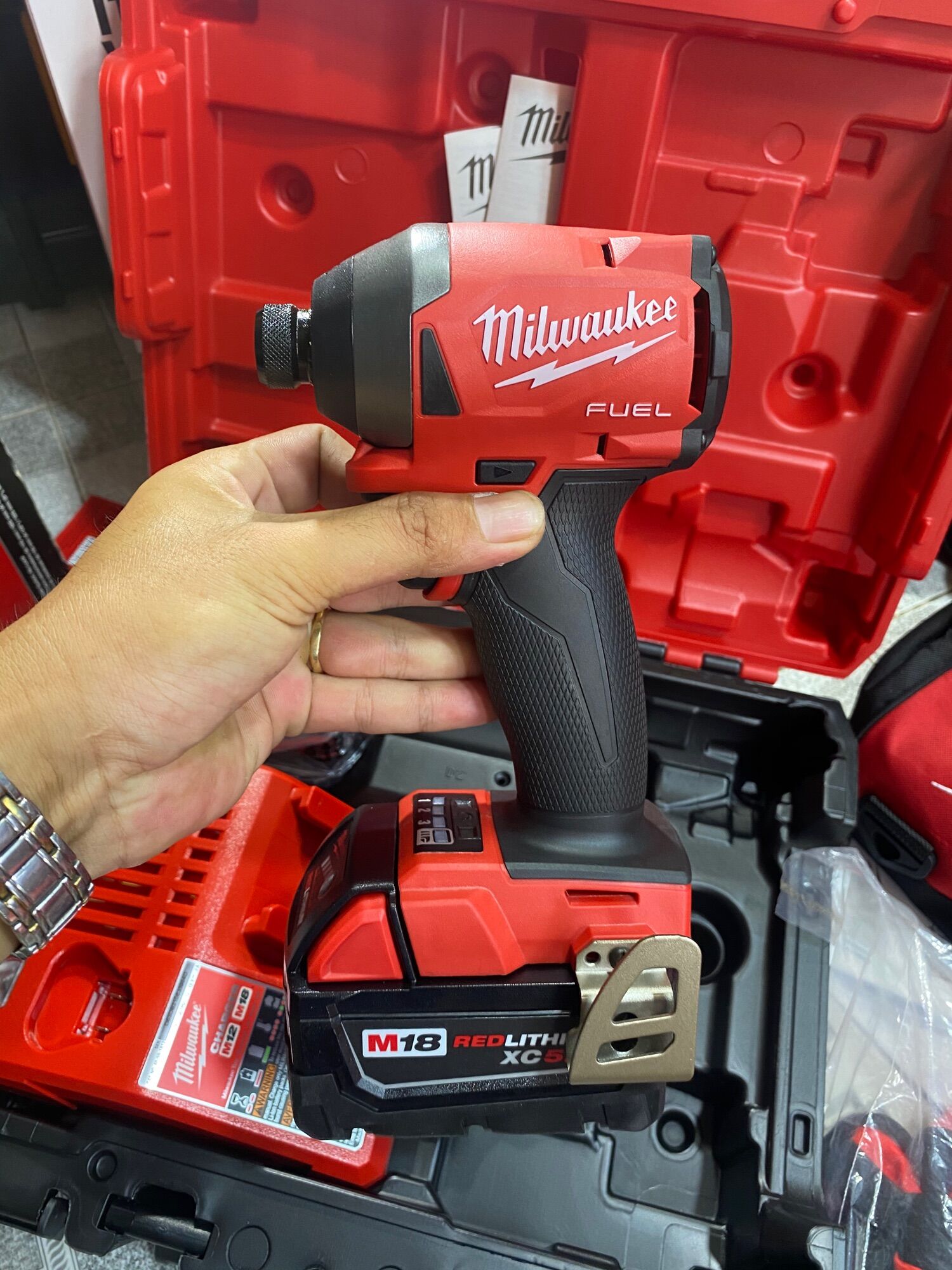 [HCM]Trọn bộ vít milwaukee 2853 mới