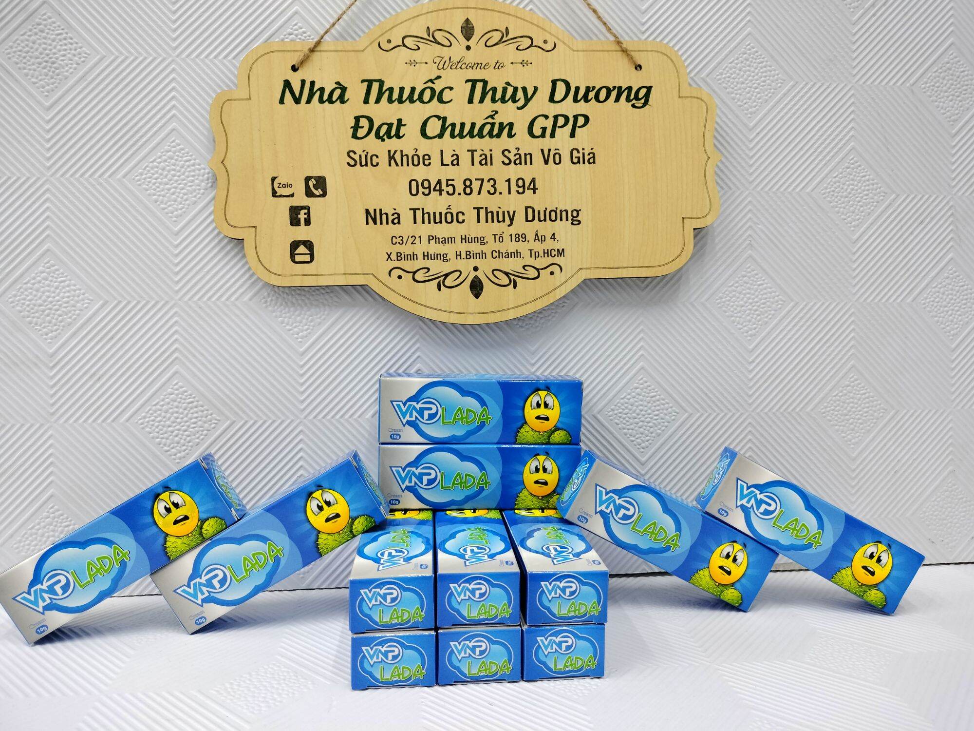 kem bôi trĩ VNP LADA