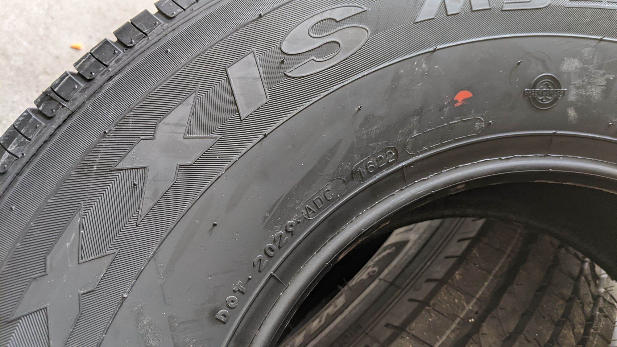 Lốp 265/70R15 112H Maxxis HP-M3
