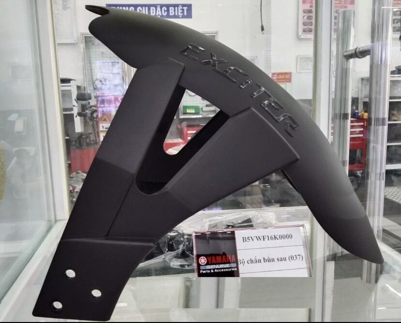 Chắn bùn bánh sau gắn ex 155 - chính hãng yamaha