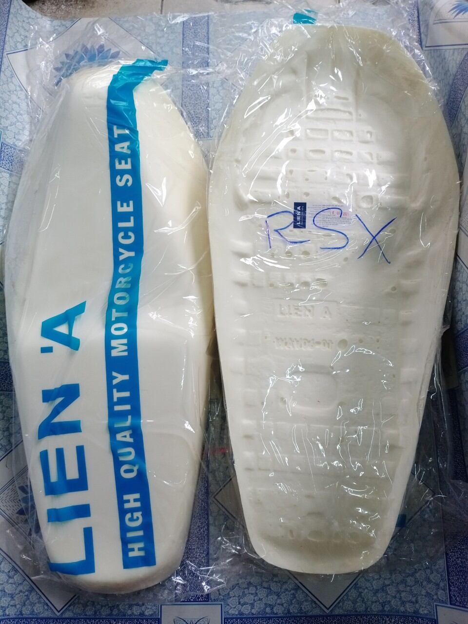 Mút yên xe wave rsx 2013