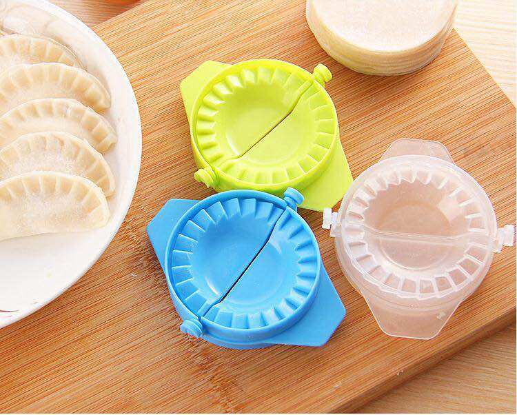 Khuôn làm bánh xếp bột lọc sủi cảo