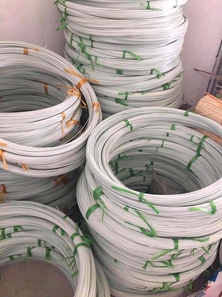 Nan cáp quang làm lồng chim, đuôi diều