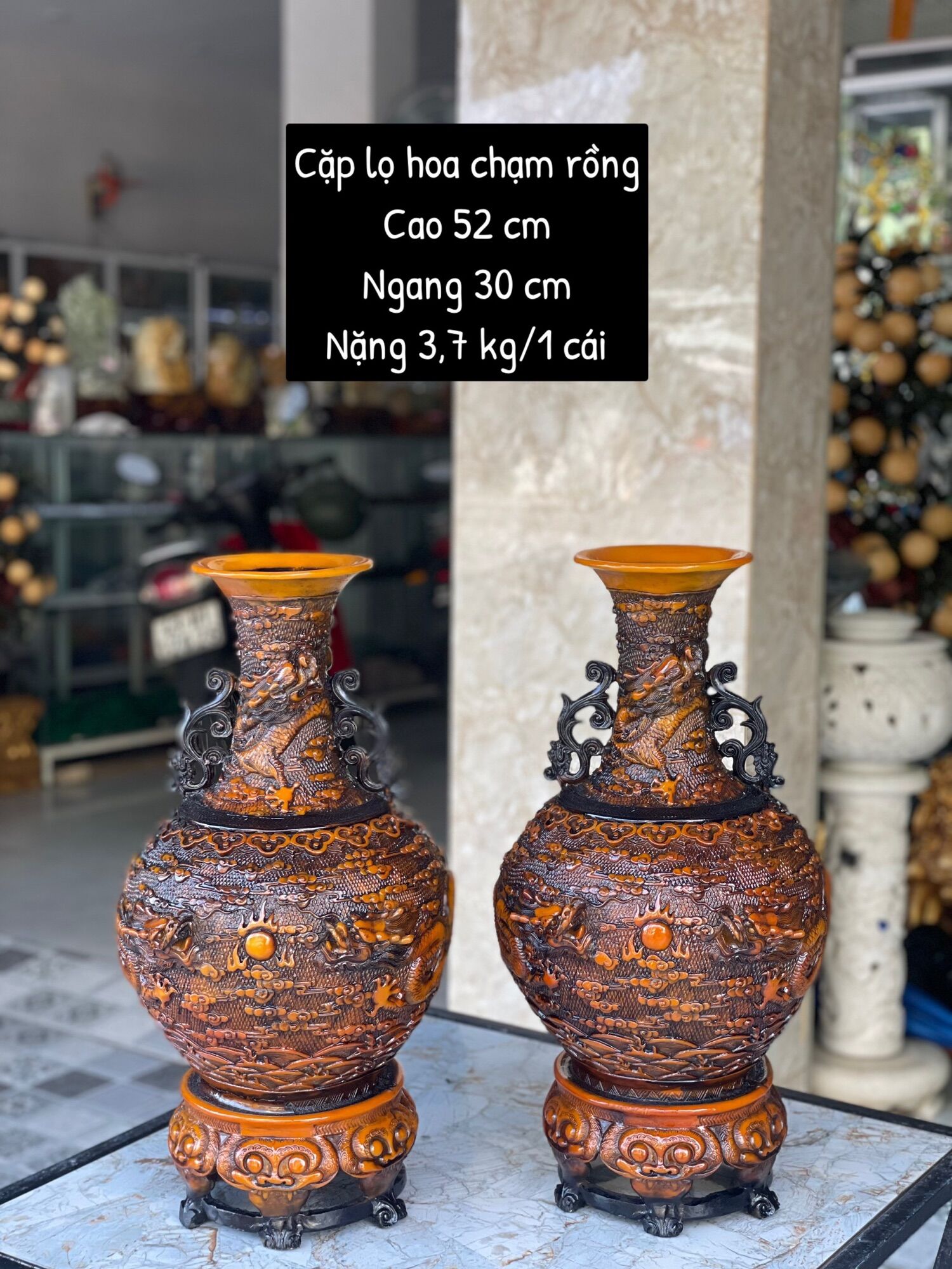 Cặp lục bình chạm rồng cao 50 cm bột đá đúc