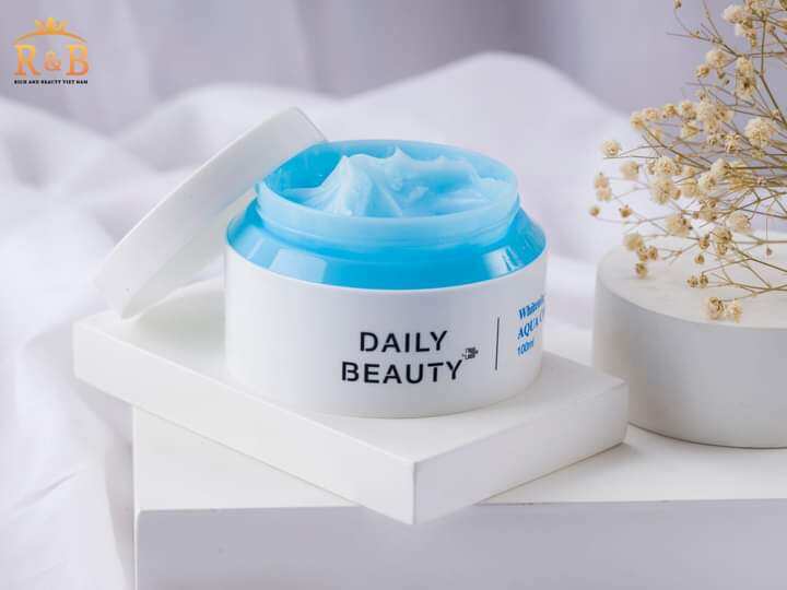 Kem dưỡng ẩm Aqua Daily Beauty