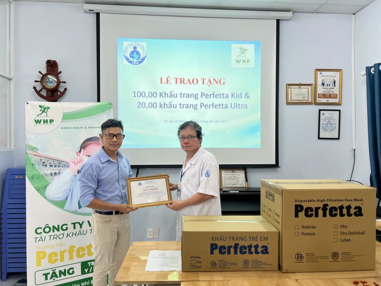 [Bịch 10 cái] Khẩu trang kháng khuẩn Perfetta Ultra 4 lớp