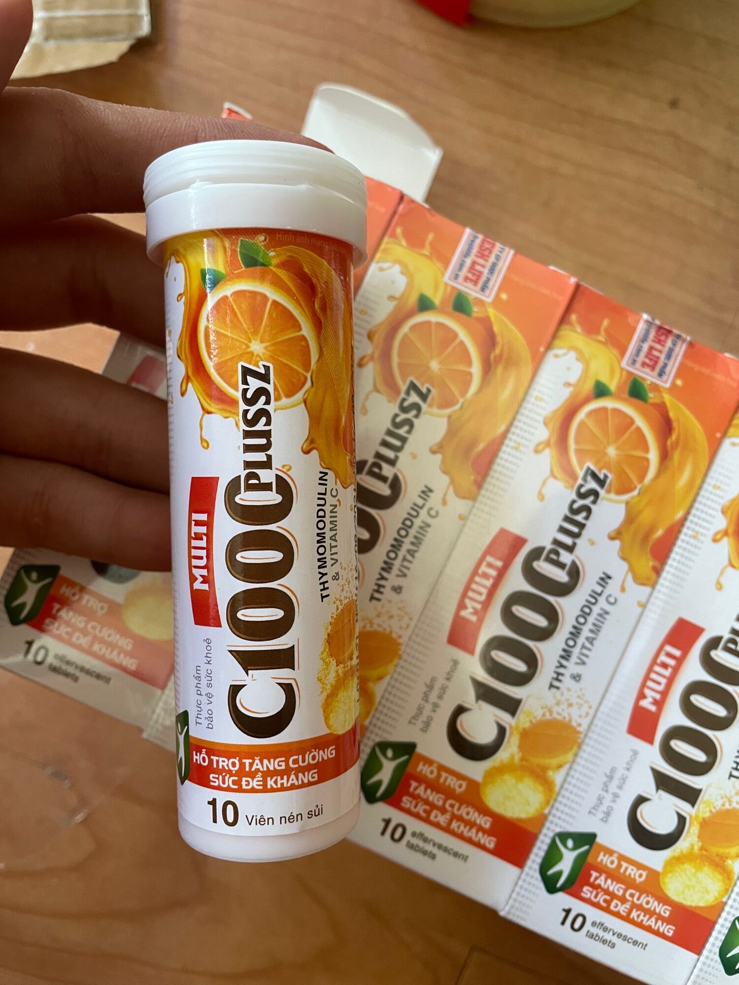 [HCM]Viên C sủi Multivitamin ( tuýp 10viên )