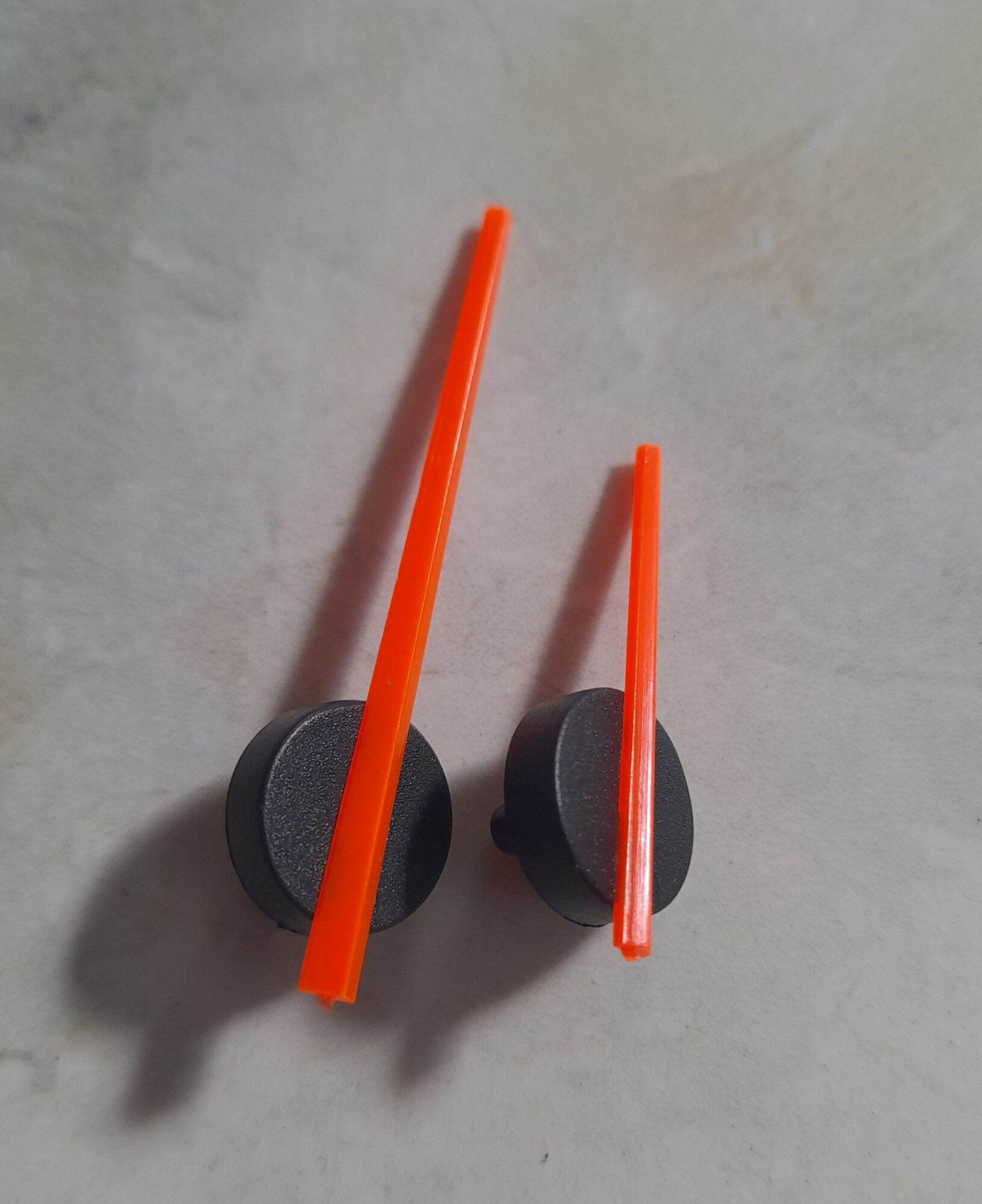 Kim đồng hồ và kim xăng xe Wave .