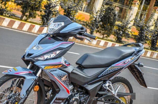 Tem rời winner v1 xám xi măng, tặng kèm set logo