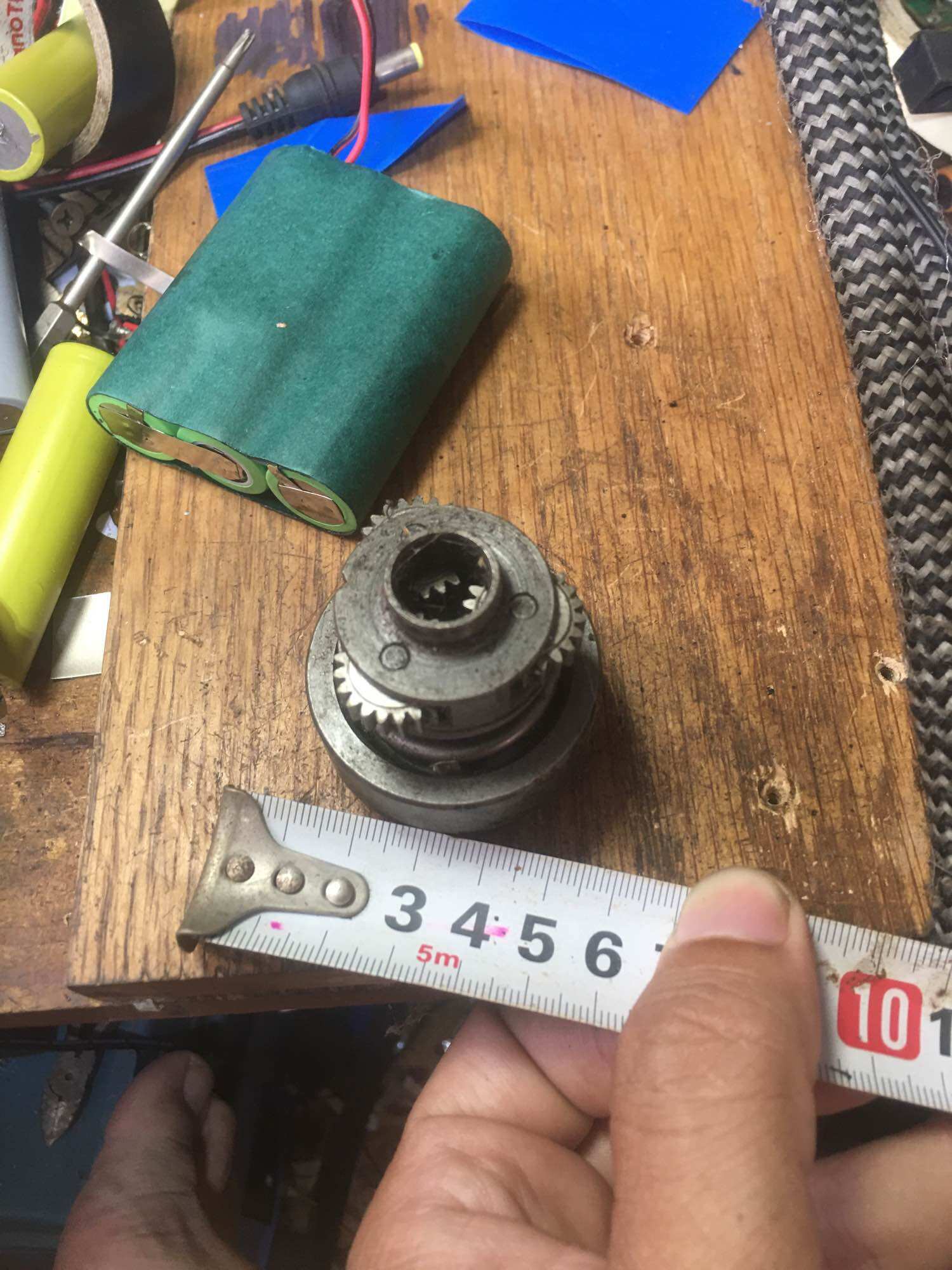 Cụm búa giảm tốc