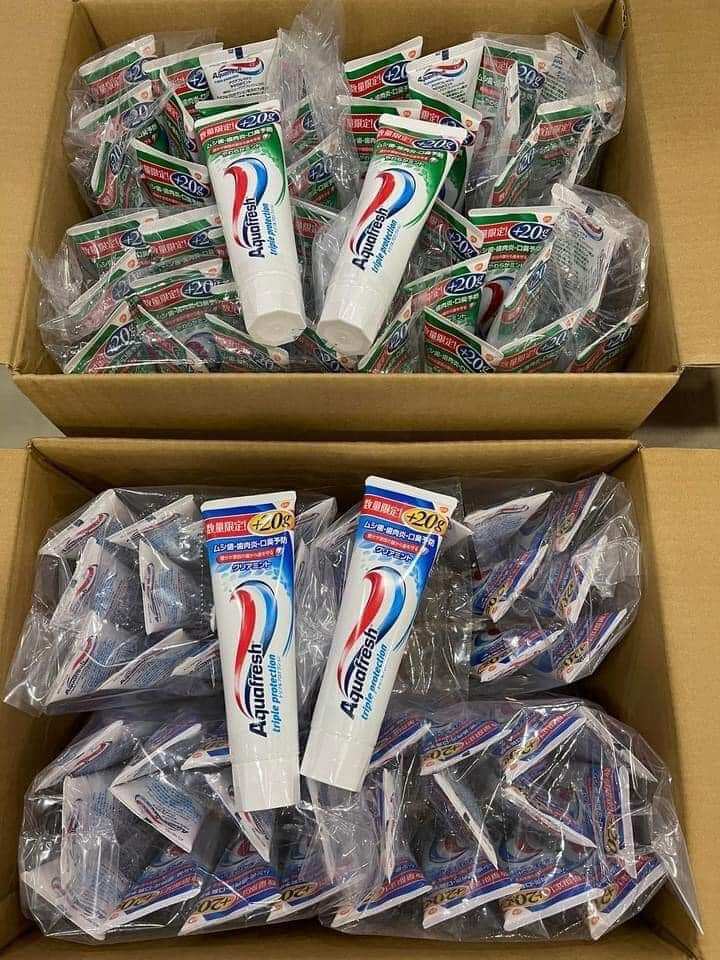 kem đánh răng aquafresh Nhật bản