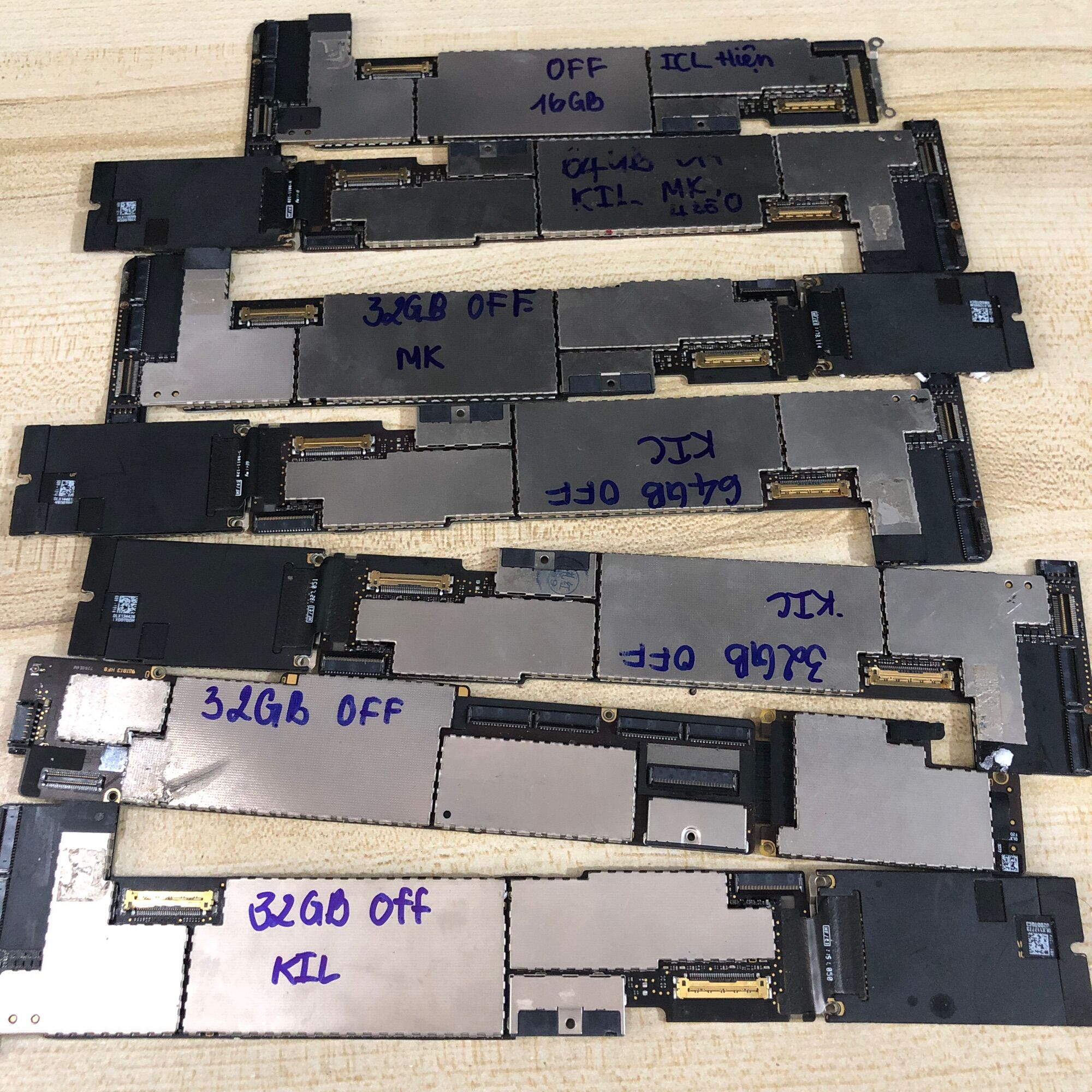 Main IPad 2 ( A1395 / 6 / 7 ) Zin Full Sim , Sạc , Wifi ,…