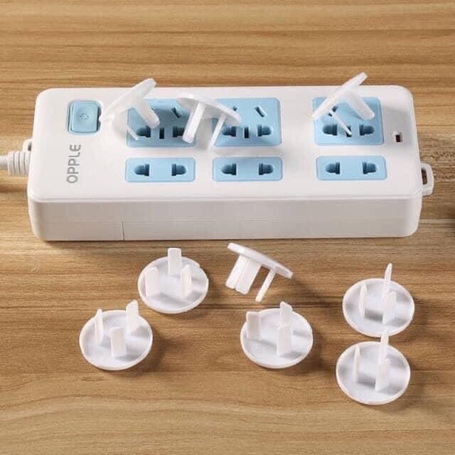 Combo 10 nút bịt ổ điện chống giật an toàn cho trẻ nhỏ