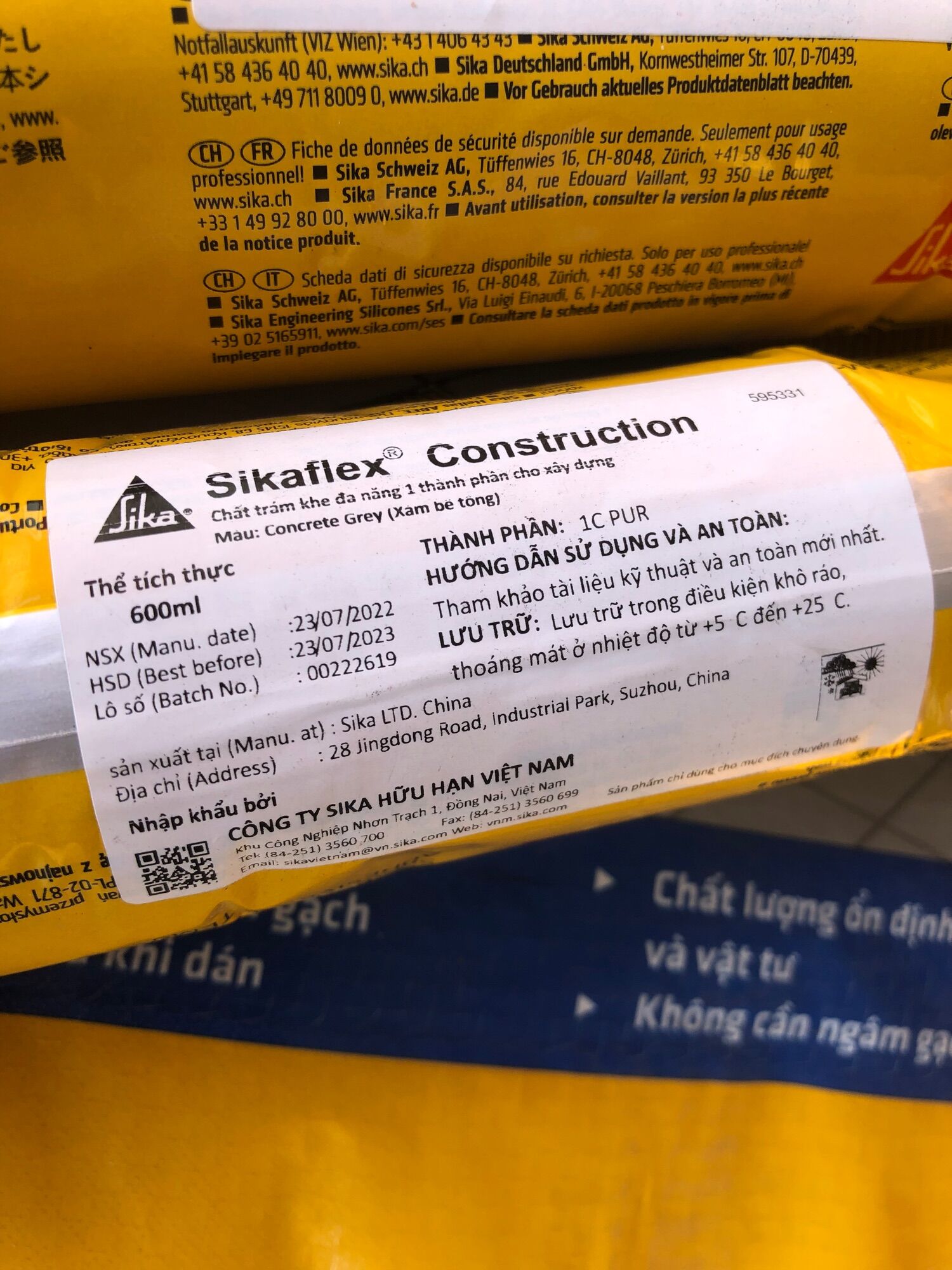 Chất trám khe nứt đa năng 1 thành phần Sikaflex (màu xám) 600ml. gốc polyurethane