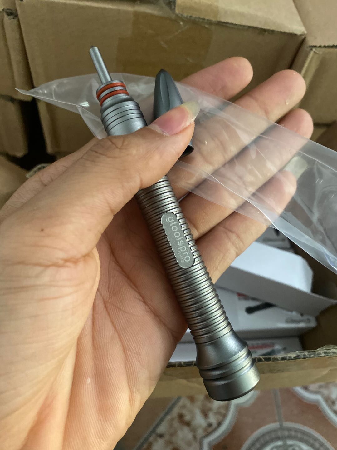 Bút Phá Kính Lưng Iphone xịn