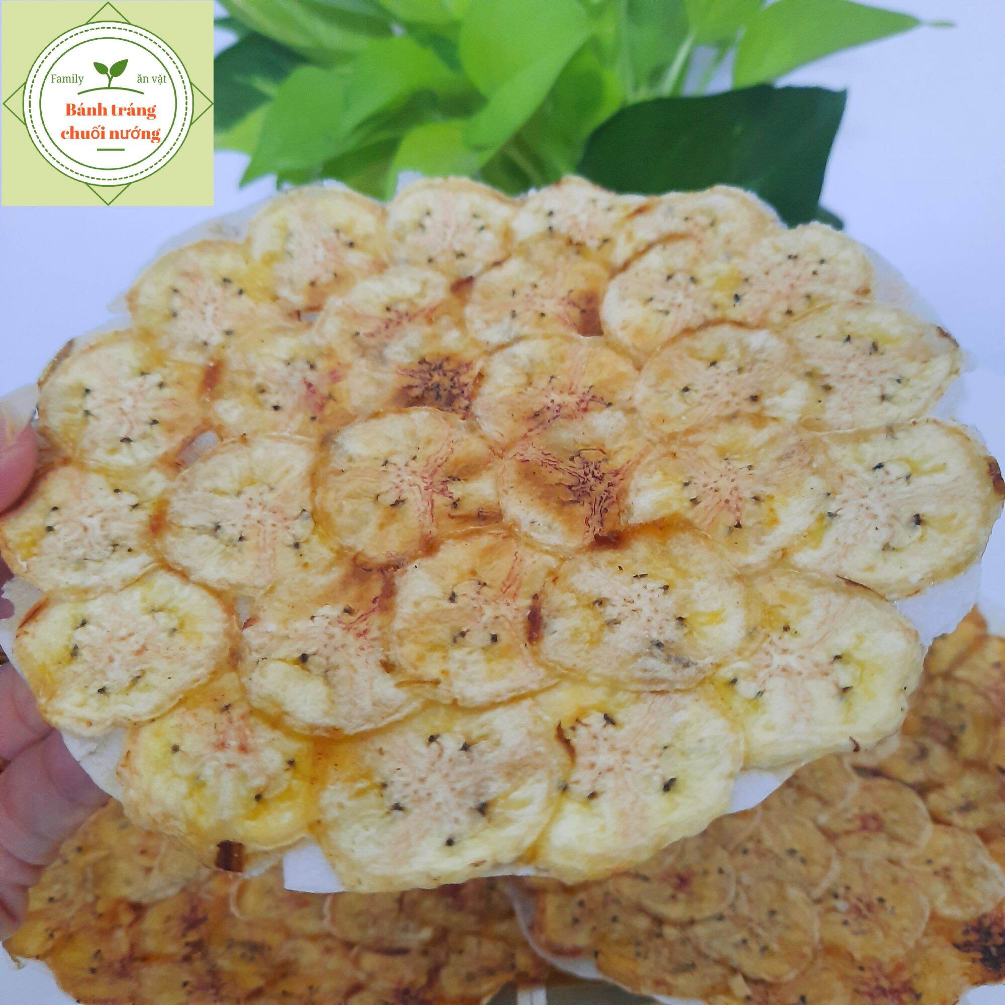 Bánh tráng chuối nướng - Giòn, dẻo, thơm (quen nhưng lạ)