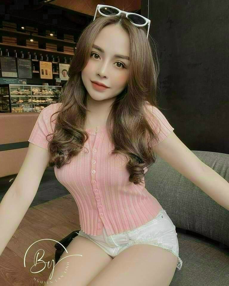 CROPTOP GÂN GÀI NÚT