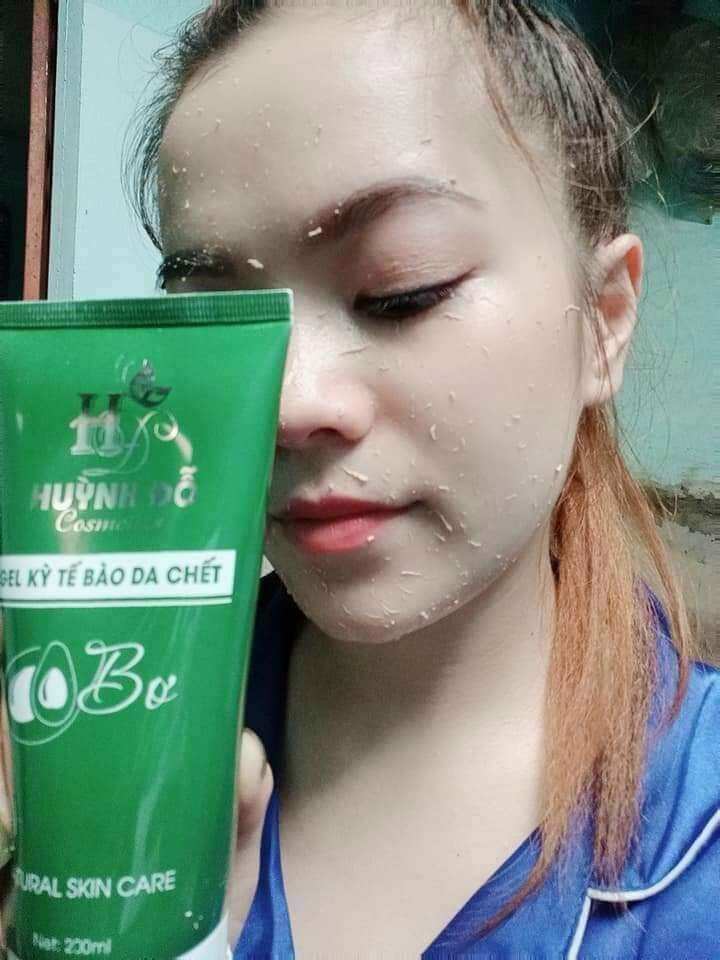 gel tẩy tế bào chết bơ huỳnh đổ