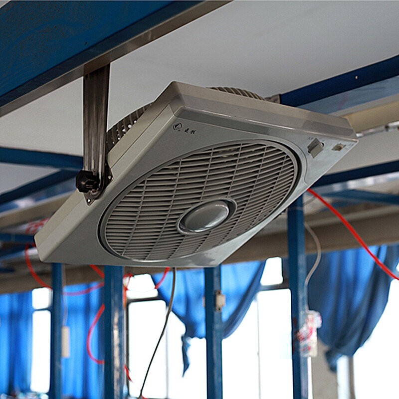 Desktop Portable Electric Fan 12 Inch Operation Table Special Fan Noise Level 60dB Mechanical Control Three Speeds Rotation Giá  483,000 Đồng*Miễn phí vận chuyển