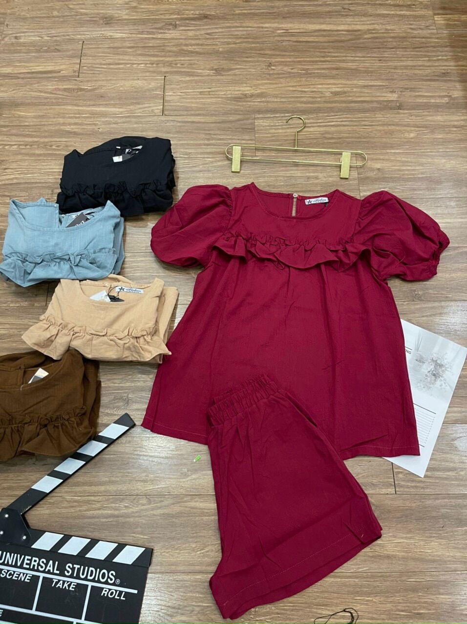 Set peplum viền bèo