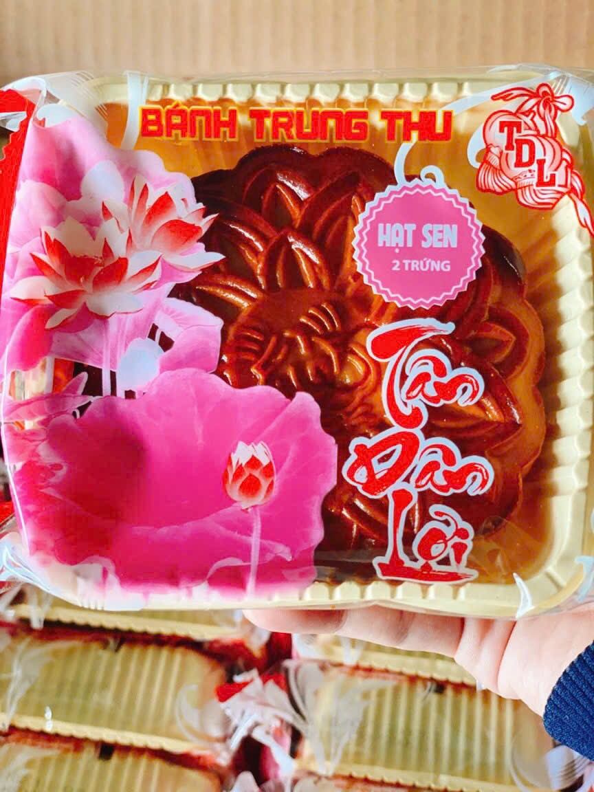 Bánh trung thu Tân Dân Lợi