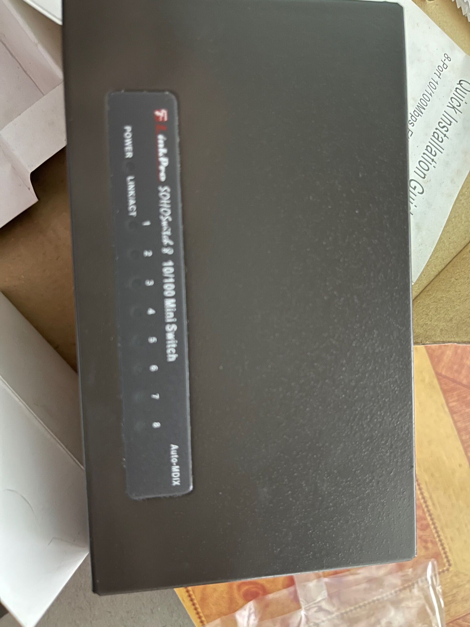 Switch linkpro vỏ thép 5 - 8 port 100mbps, auto mdix, biến áp cách ly.