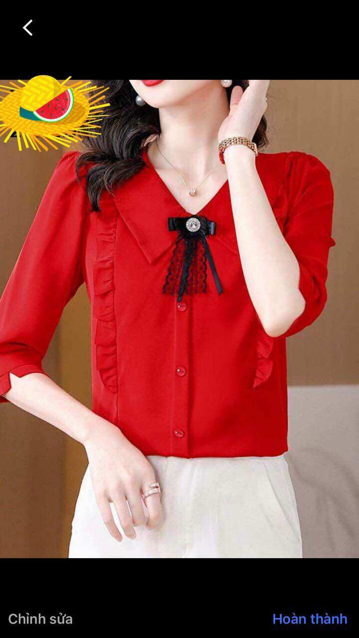 Áo cổ lá sen nhọn  thanh lịch full size & 113
