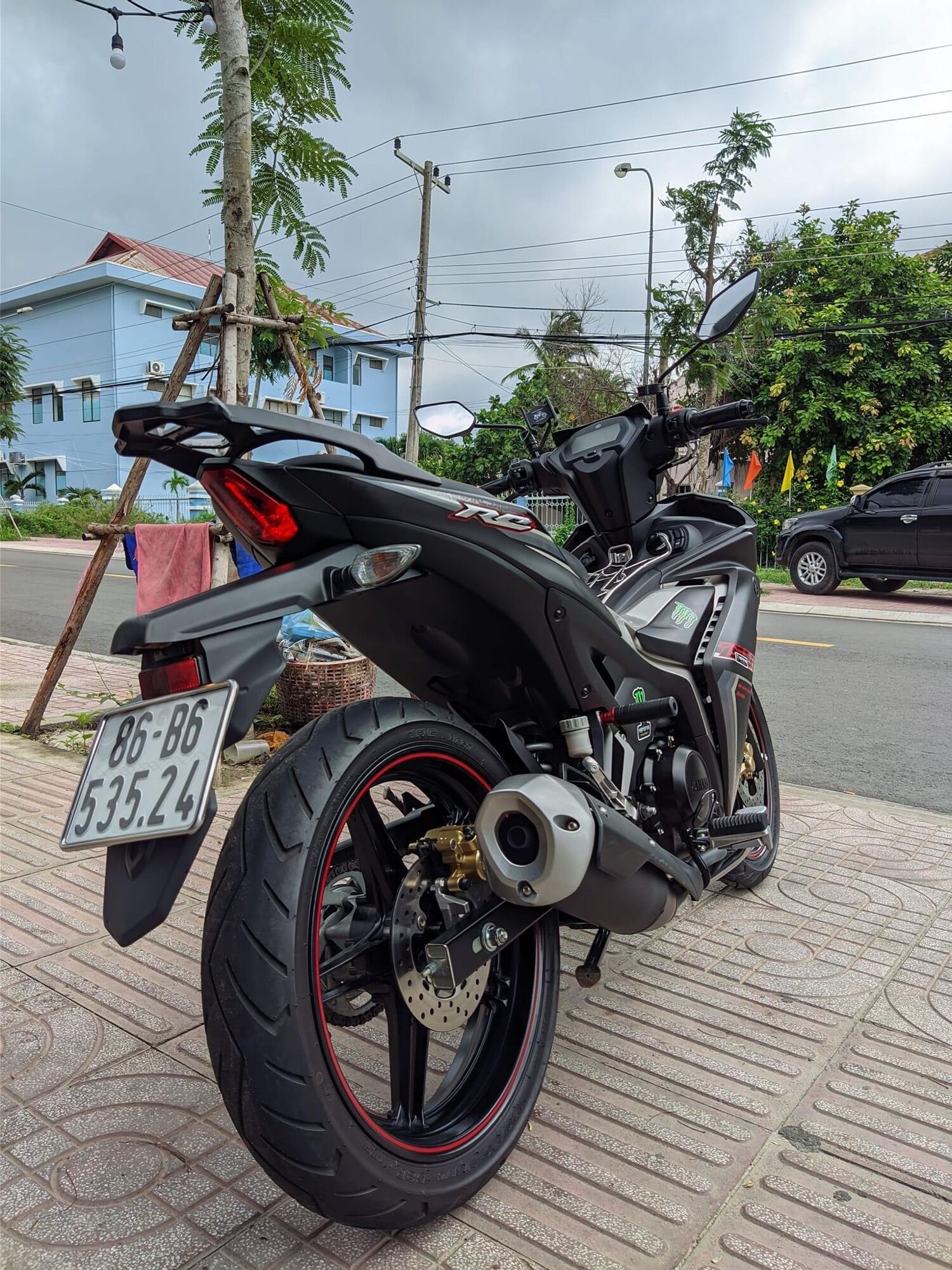 Cảng Sau Nhôm Đúc Gắn Exciter 155 [Không Chế]