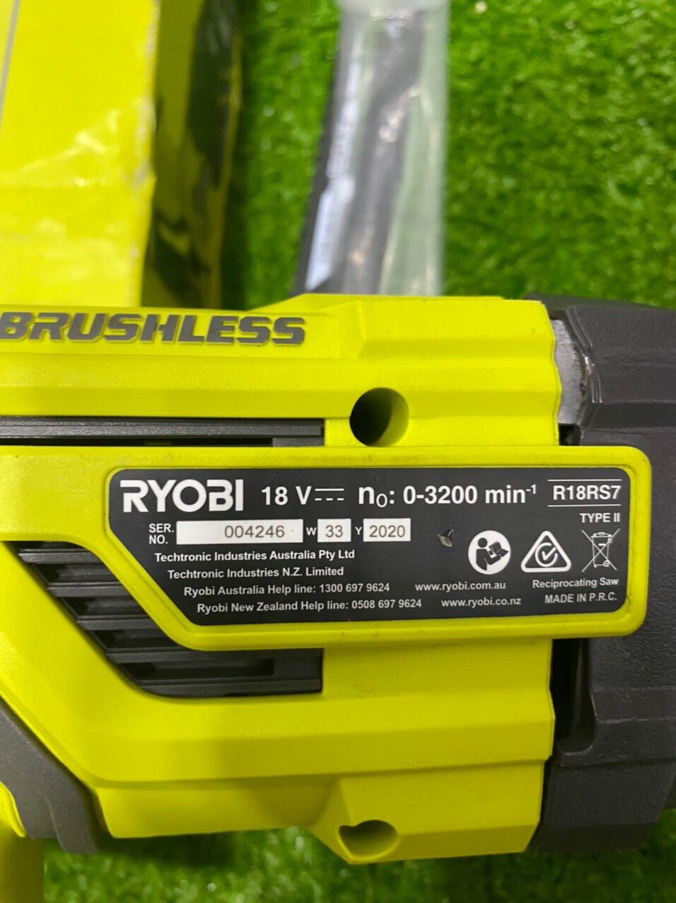 Cưa Kiếm Ryobi 18V Brushless