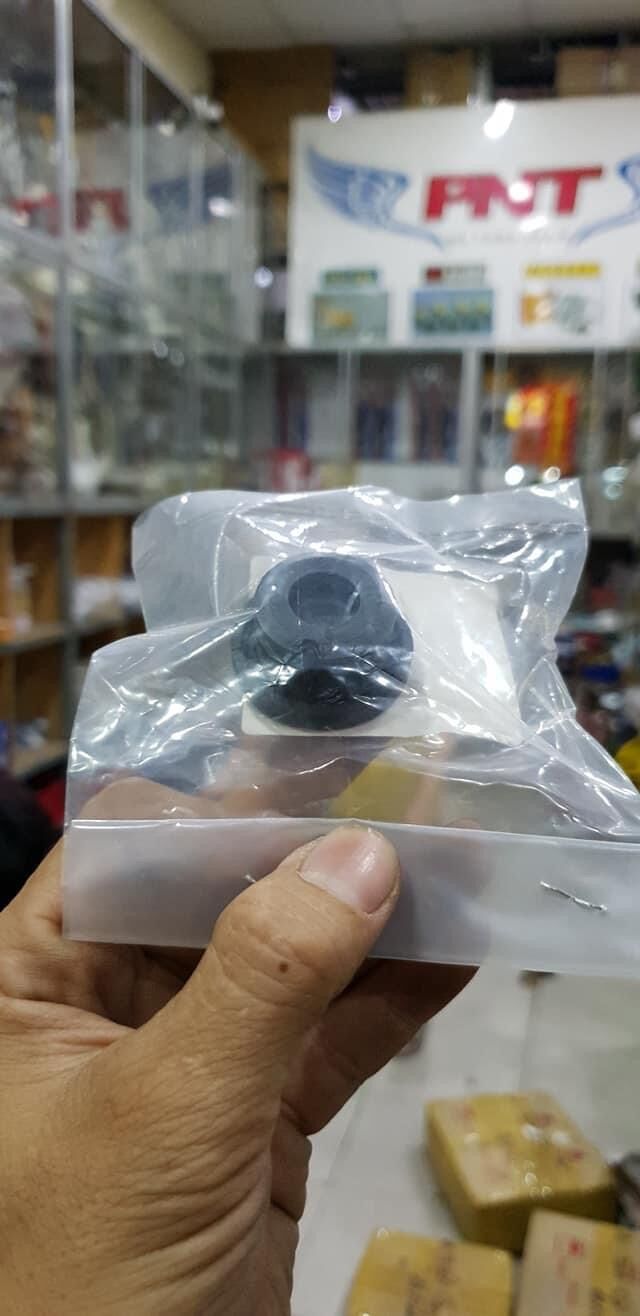 [HCM]Nắp nhớt thơm zin xipo