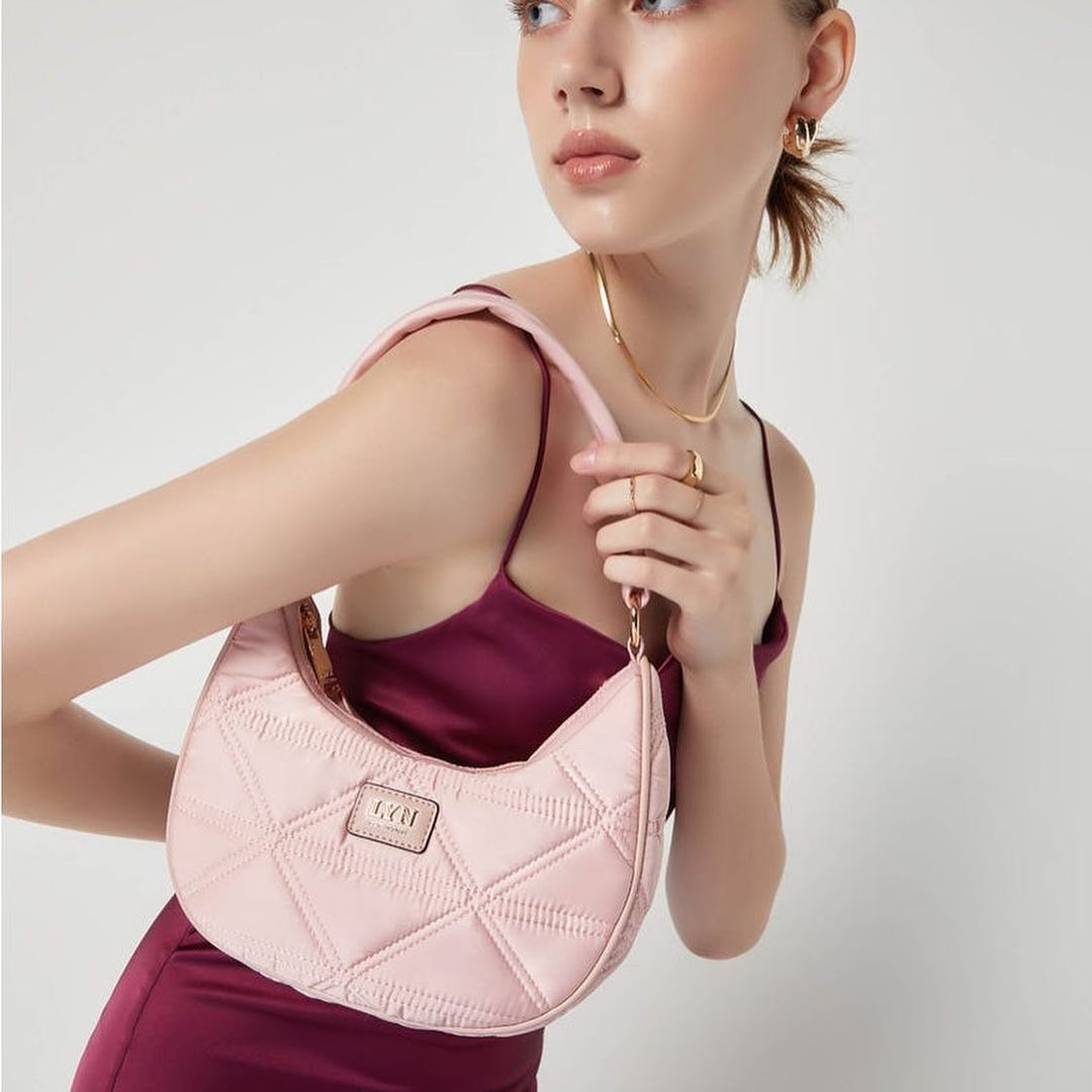 TÚI LYN OLIVA SHOUDER BAG SIZE 23cm