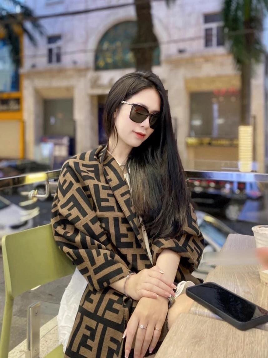 KHĂN CHOÀNG 2 MẶT THAY ĐỔI CHUẨN HÀNG LOẠI 1