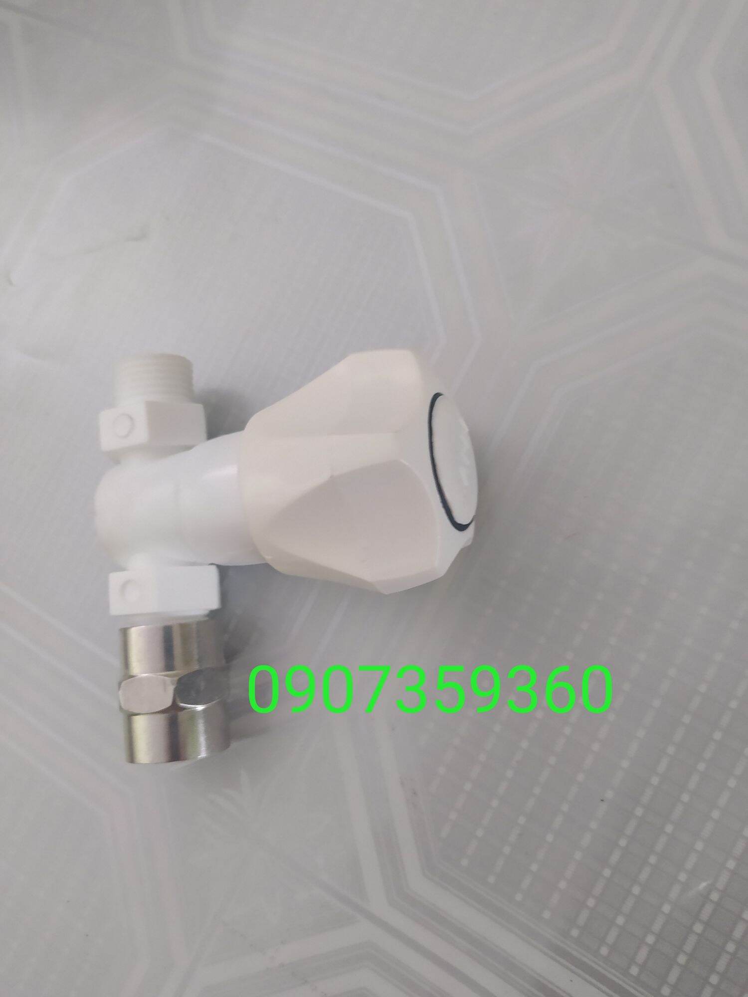 Van khoá máy tắm nóng