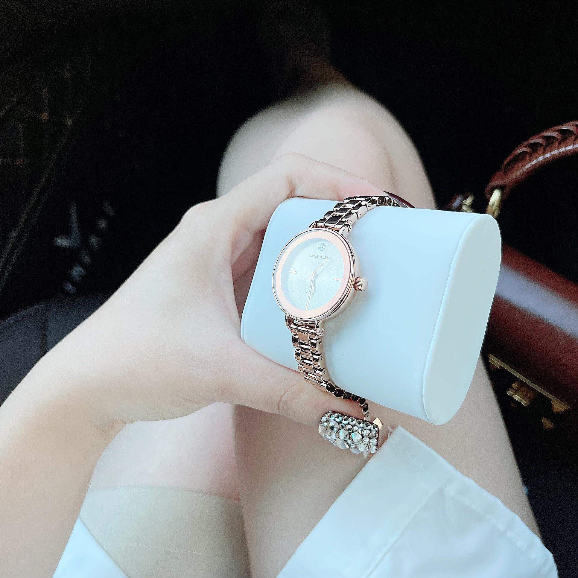 Đồng Hồ Nữ Anne Klein