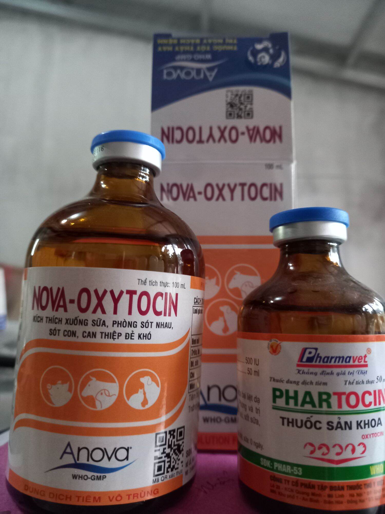 Oxytocin can thiệp đẻ khó, sót rau ,kích thích xuống sữa