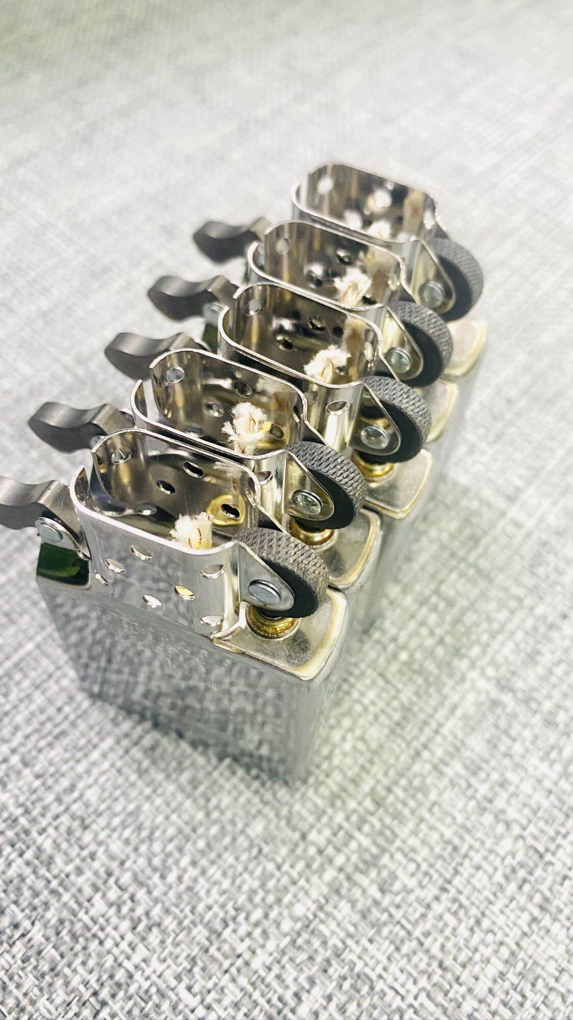 Ruột trắng Zippo chính hãng năm 14 đến 18