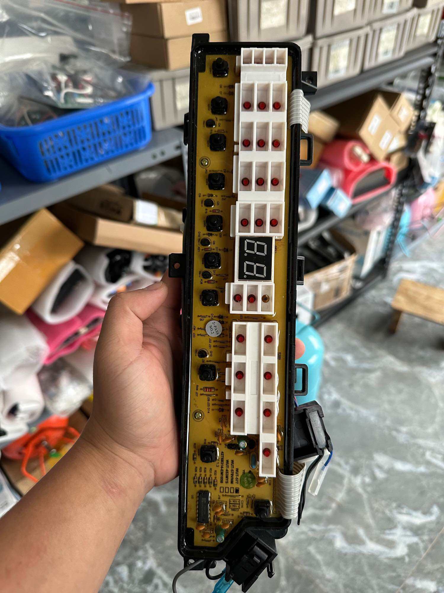 Bo Mạch Máy Giặt TOSHIBA Model AW-E920LV, AW-ME920LV, AW-F920LV, MF920LV China