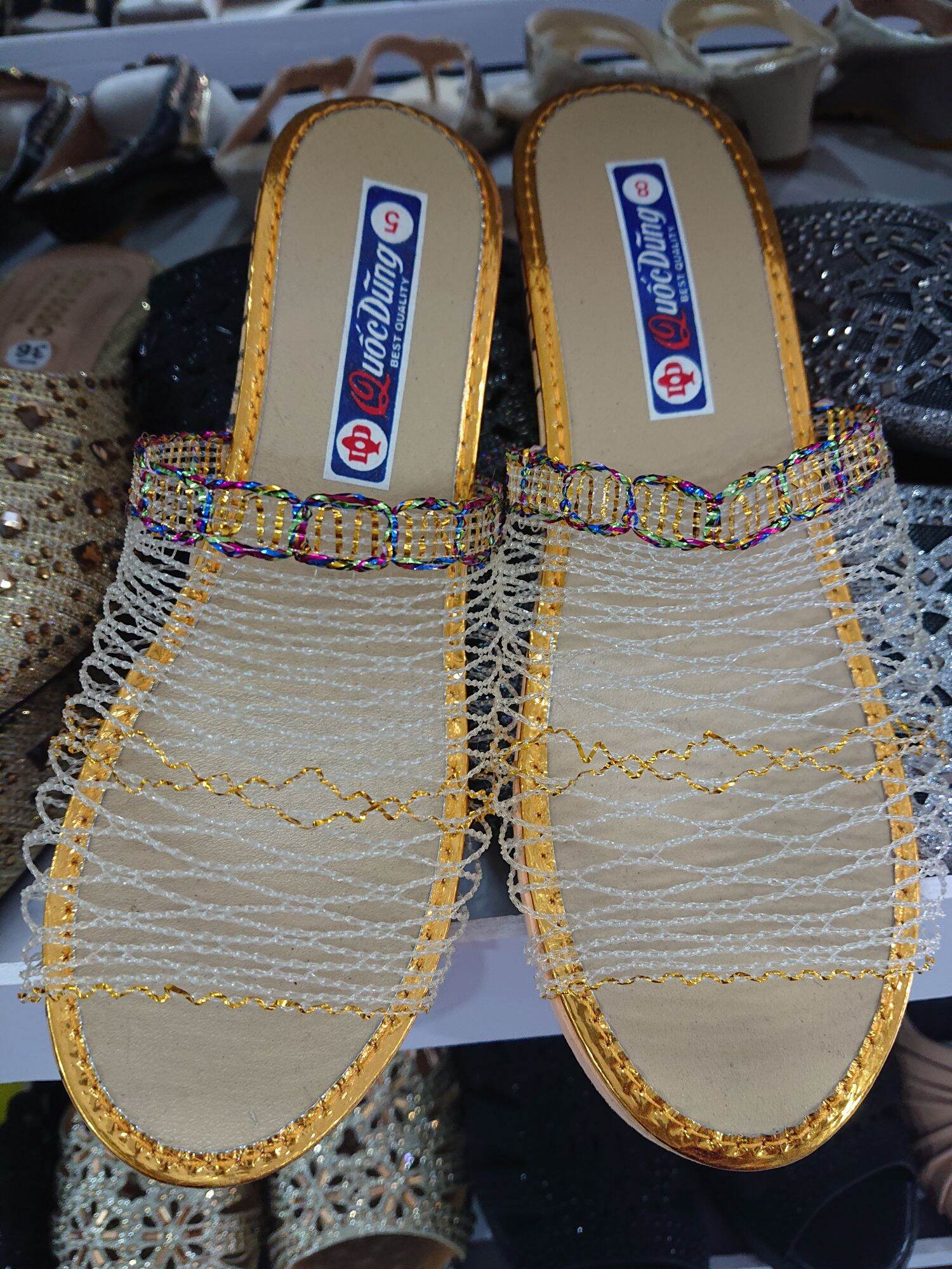 Dép lướ siêu nhẹ i cho mẹ cho bà