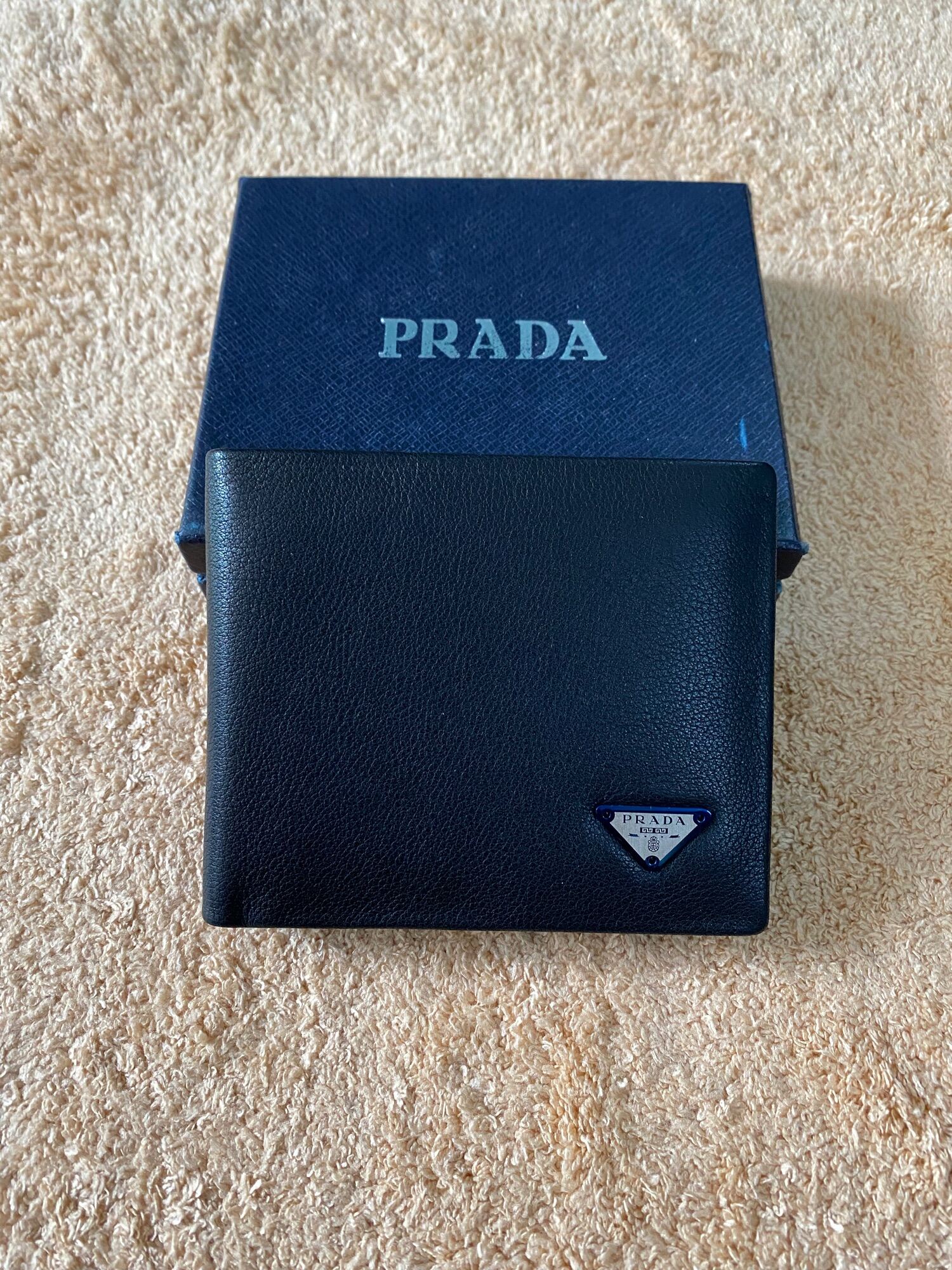 HCM] Ví Nam Cao Cấp Prada. Da thật sang trọng, đẳng cấp, thời thượng. Sản  phẩm như hình. Full Box - MixASale