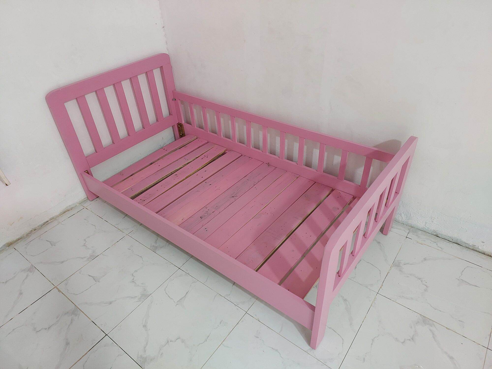 Giường gỗ 1mx2m gỗ thông nhập khẩu
