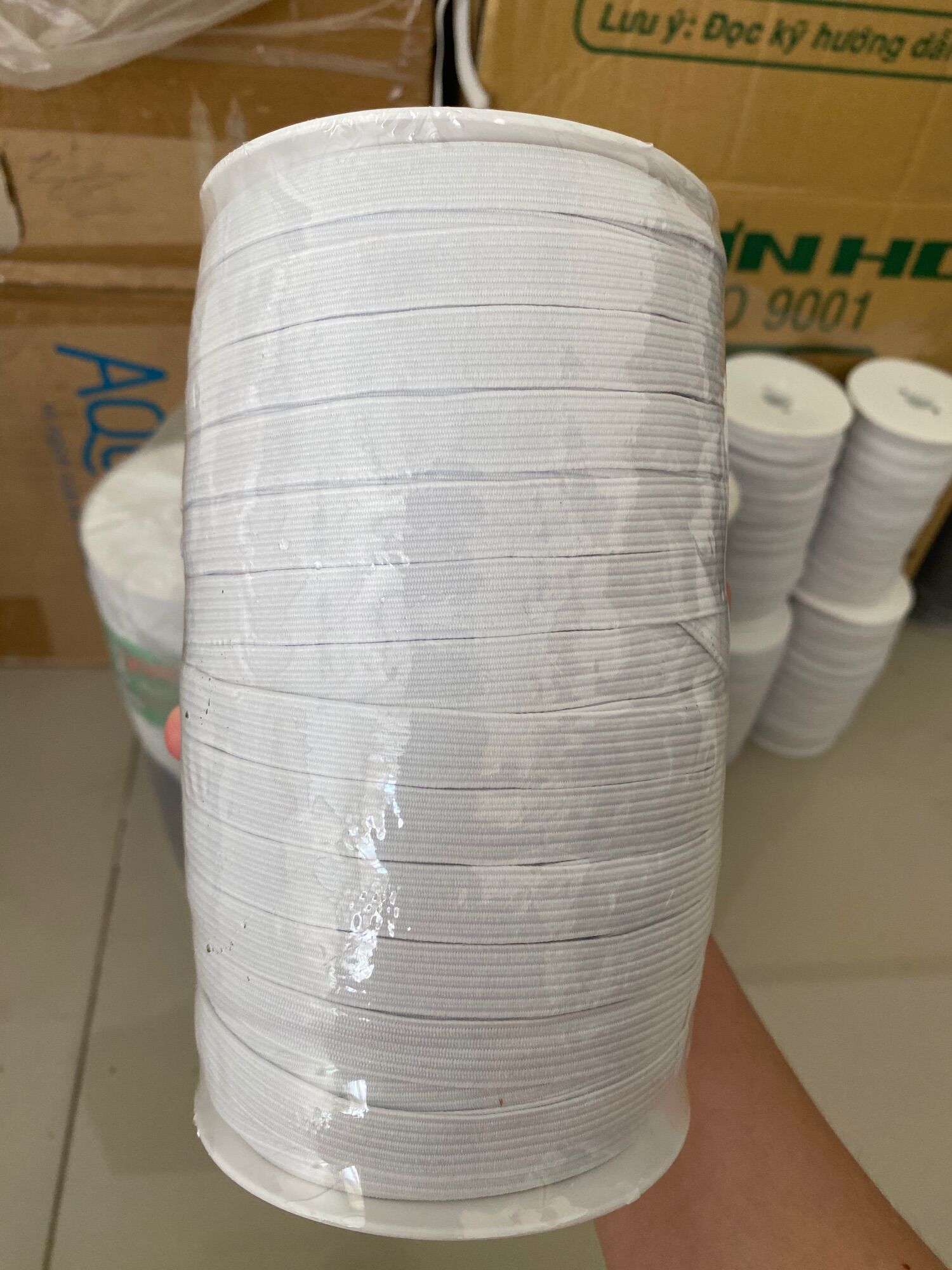 [HCM]Thun bản 1phân2 màu trắng cuộn dài 100m