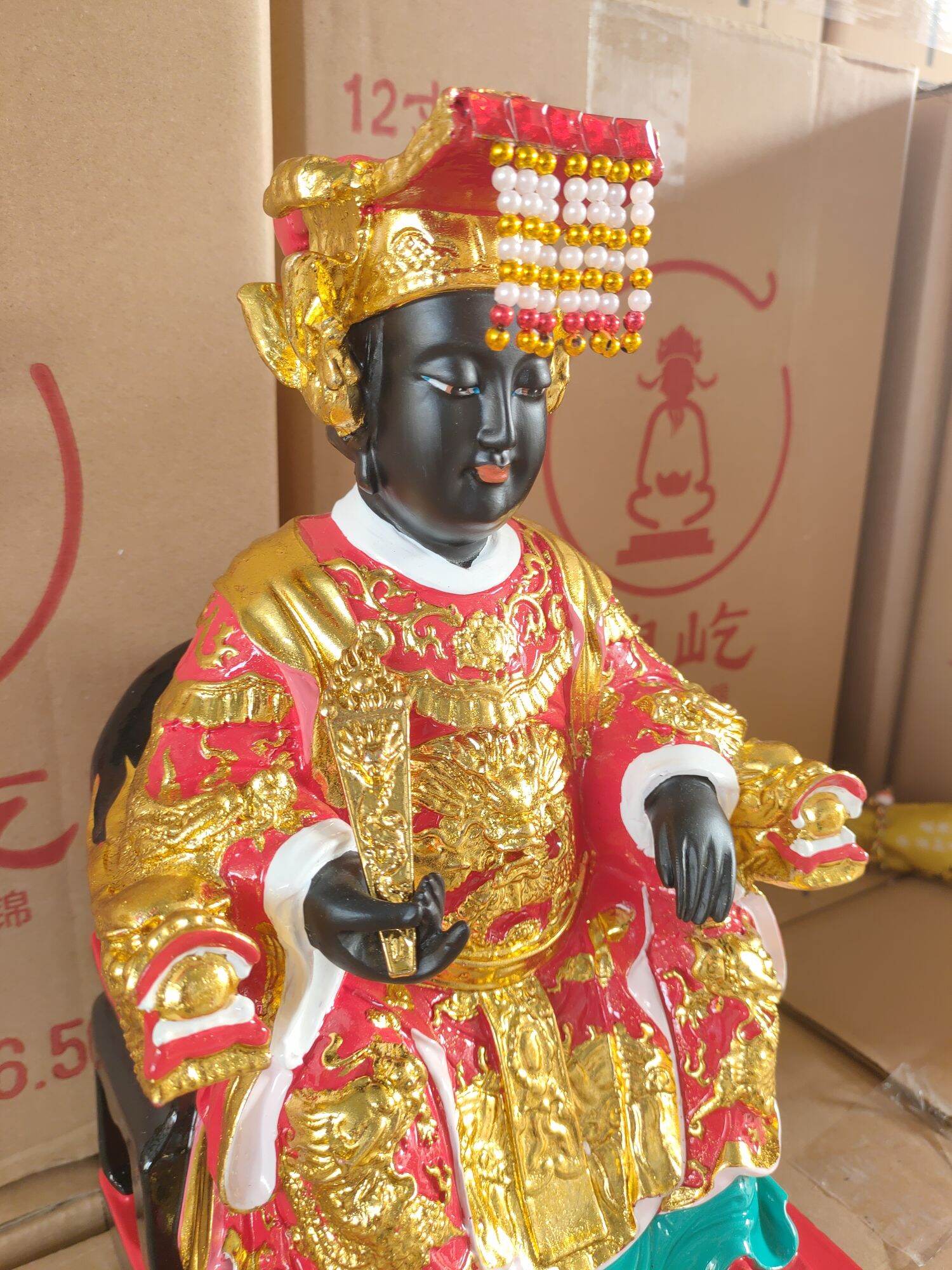 Tượng Linh Sơn Thánh Mẫu. Bà Đen 30cm