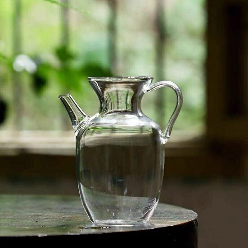 Tống trà thuỷ tinh dung tích: 300ml.